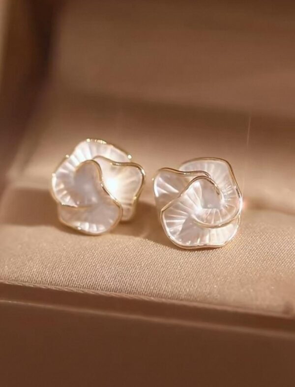 Camellia Earrings3 Camellia Earrings