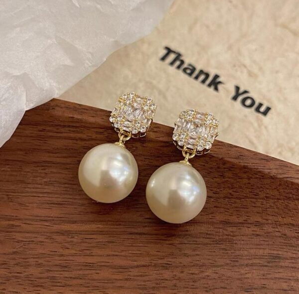 Cubic Zirconia & Imitation Pearl Earrings1 Cubic Zirconia & Imitation Pearl Earrings