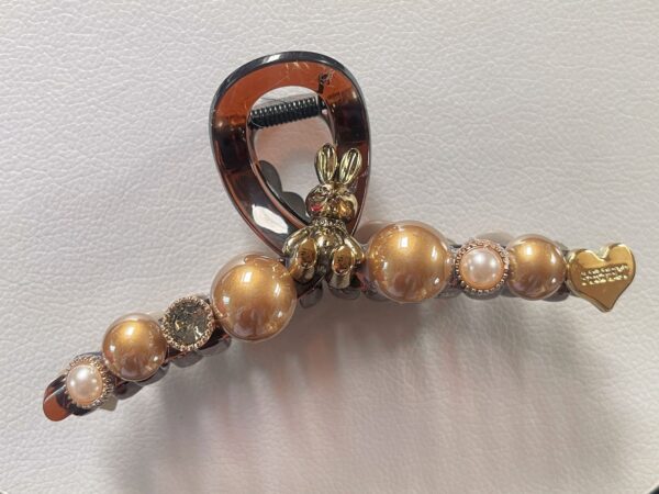 Elegant Beaded Hair Claw Clip Elegant Beaded Hair Claw Clip