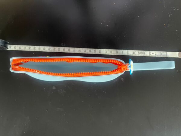 Silicone eyeglassess bag (little girl)