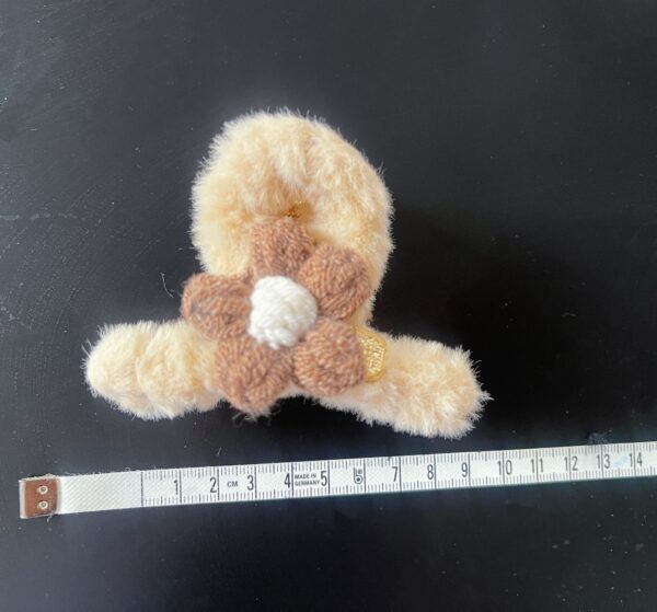 Winter yarn flower hair claw clip