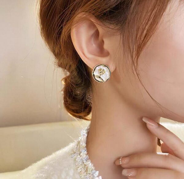 Rose Earrings