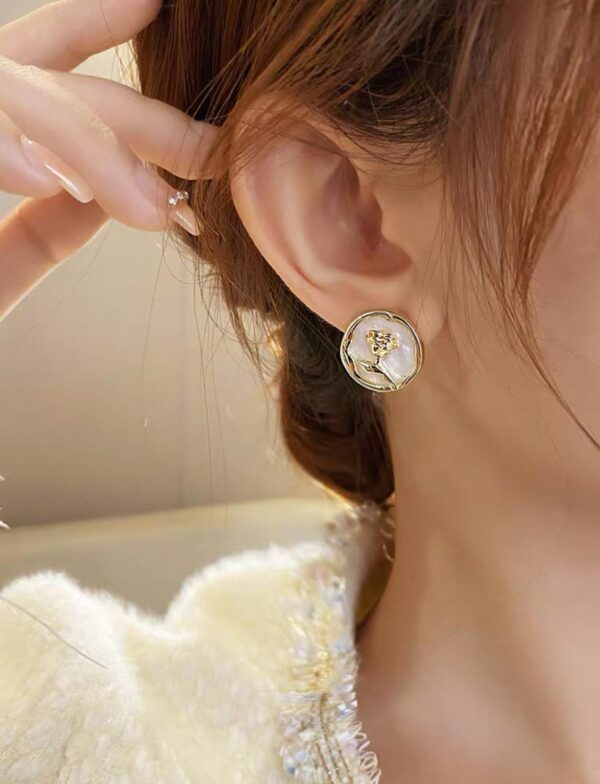 Rose Earrings