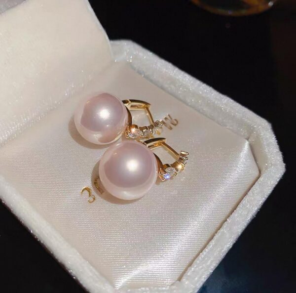 Korean-Style Pink Pearl Earrings